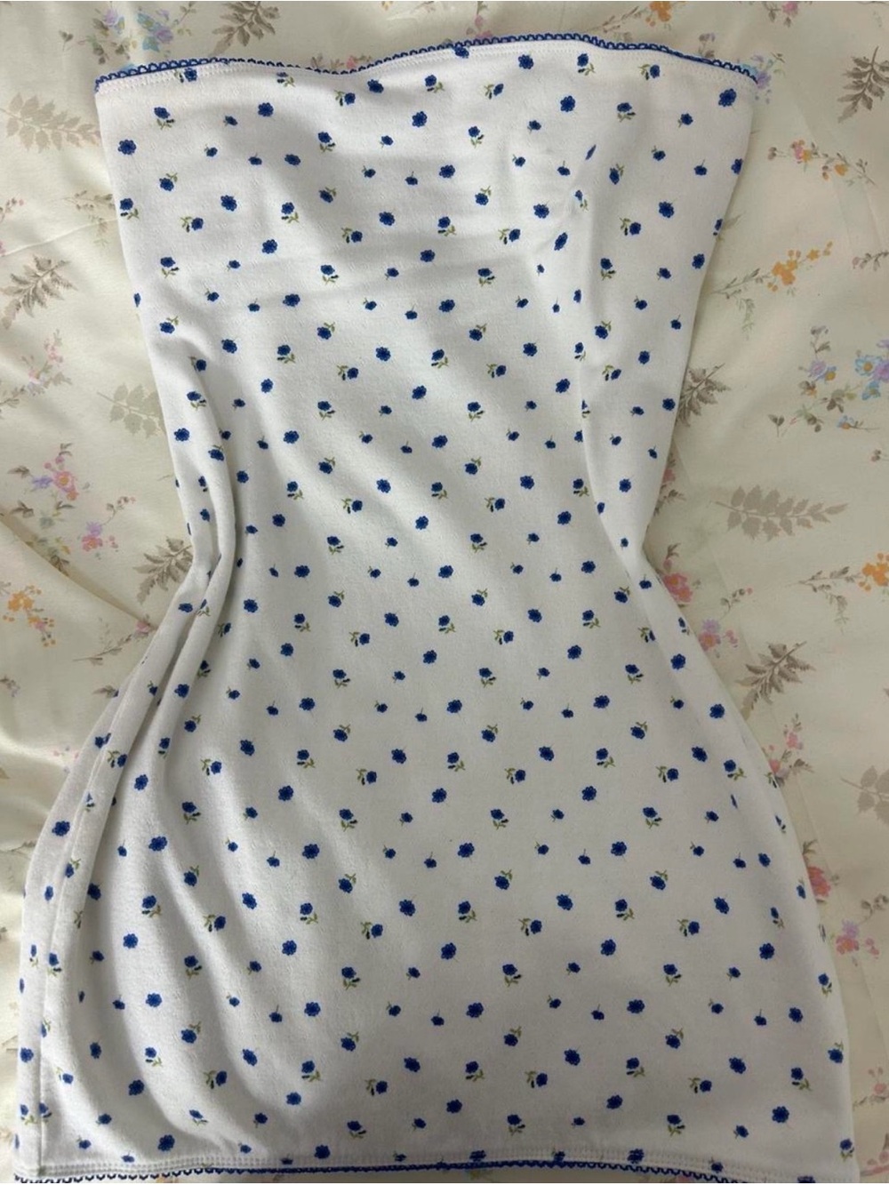 Forever 21 White Strapless Top with Blue Trim